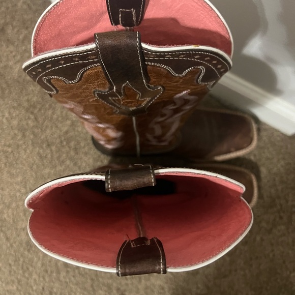 Ariat Crossfire Square Toe Women’s Cowboy Boots - Picture 3 of 8